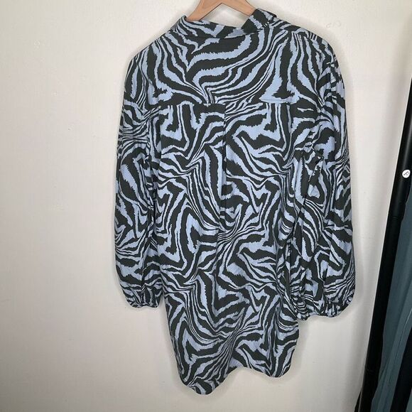 Ganni Zebra Poplin Wrap Top - Picture 2 of 8